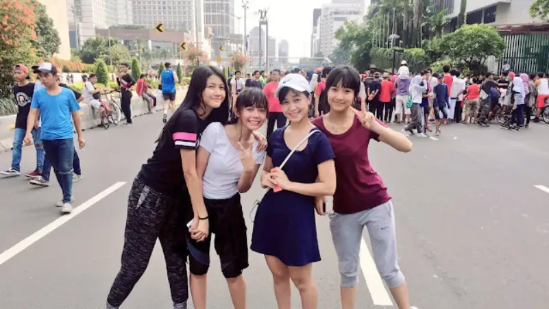 Masuk Pemilu JKT48 Trio Devils Attack Tepati Janjinya Lari Mengelilingi Bunderan HI - Masuk Pemilu JKT48, Trio Devils Attack Tepati Janjinya Lari Mengelilingi Bunderan HI Masuk Pemilu JKT48 Trio Devils Attack Tepati Janjinya Lari Mengelilingi Bunderan HI