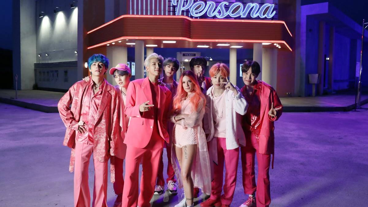 BTS Boy with Luv