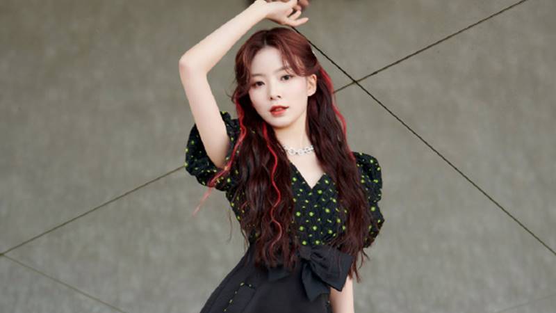 Chen Zhuoxuan BonBon Girls 303