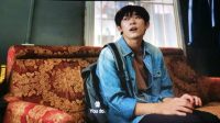 Sofa Bekas Duduk Jackson Yee di Film Disewakan Per Hari, Ada Yang Mau?