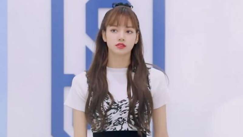 lisa blackpink youth with you