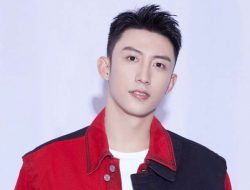 Bikin Ngakak, Johnny Huang Tanggapi Komentar Fans Lucu di Weibo