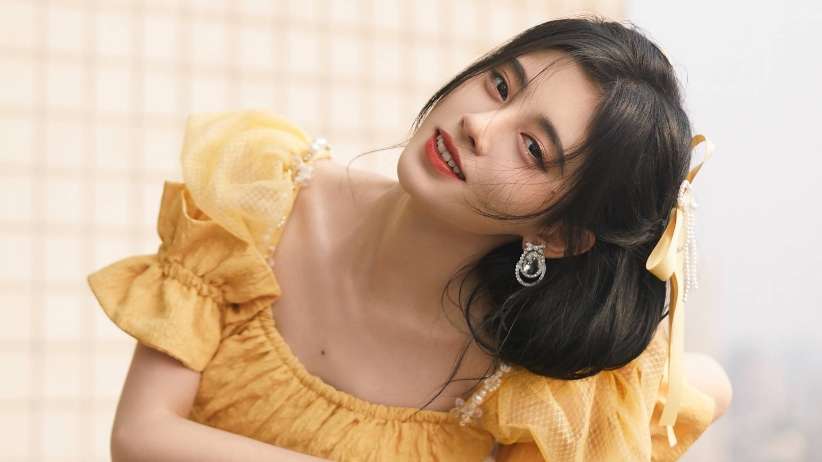 ju jingyi kiku - Ju Jingyi Takut Kenakan Rok Mini saat Musim Panas, Begini Alasannya! ju jingyi