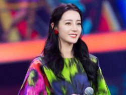 Agency Confirms Dilraba Dilmurat Is Safe After Stranded in Dubai