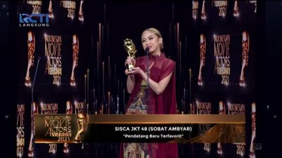 Sisca JKT48 Berhasil Meraih Piala Dalam Ajang Indonesian Movie Actors Awards 2021