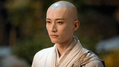 Liu Xueyi Ngaku Cukur Botak Dulu sebelum Terima Peran Drama 'The Blood of Youth'