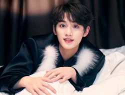 Ngeri Banget, Sasaeng Ini Telepon Ding Chengxin TNT saat Siaran Langsung