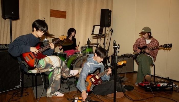 Label Rekaman Antenna akan Debutkan Band Pria Pertama ‘Dragon Pony’