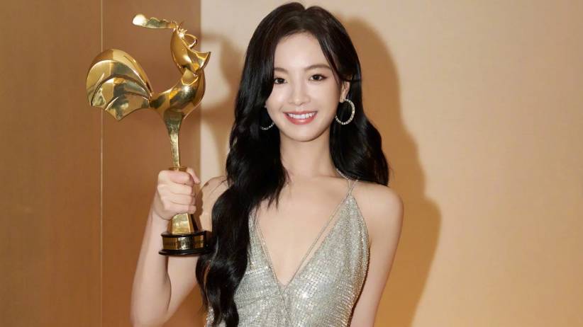 Li Gengxi Raih Penghargaan Aktris Terbaik di Golden Rooster Awards