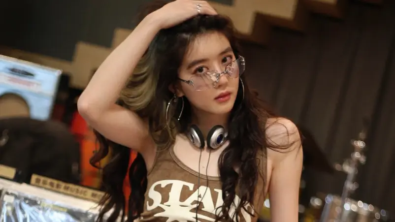 Mantan Asisten Akui Sebarkan Rekaman Palsu Eleanor Lee Menghina China - Former Assistant of Eleanor Lee Admits to Faking Recording Audio Insulting China Mantan Asisten Akui Sebarkan Rekaman Palsu Eleanor Lee Menghina China