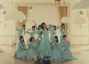 Member Generasi 5 Hinatazaka46 Punya Kekuatan Super dalam MV Debut Sora Tobu Kuruma - Hinatazaka46 5th Gen Shines in "Sora Tobu Kuruma" Music Video Hinatazaka46 5th Gen Shines in “Sora Tobu Kuruma” Music Video