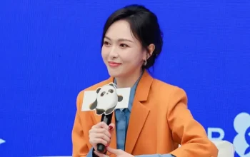 Tiffany Tang Bahas Persaingan Drama Pendek dan Drama Panjang di Tiongkok - Tiffany Tang Bahas Persaingan Drama Pendek dan Drama Panjang di Tiongkok Tiffany Tang Bahas Persaingan Drama Pendek dan Drama Panjang di Tiongkok