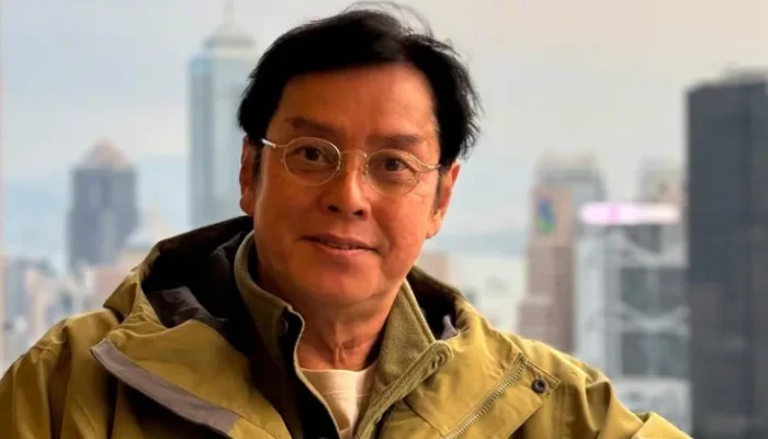 Alan Tam Praises Renovated Hong Kong Public Toilet