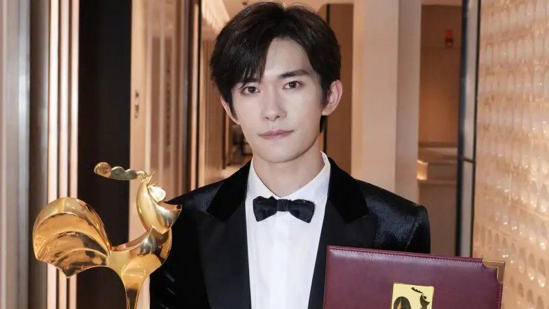 Akademi Drama Pusat Ucapkan Selamat ke Jackson Yee Usai Raih Aktor Terbaik Golden Rooster Awards