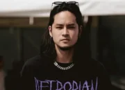 Kao Jirayu Turun Langsung Bantu Korban Banjir Songkhla Pakai Dana Pribadi
