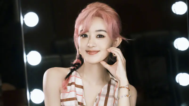 Zhao Liying Minta Media Berhenti Memotret Anak di Bawah Umur