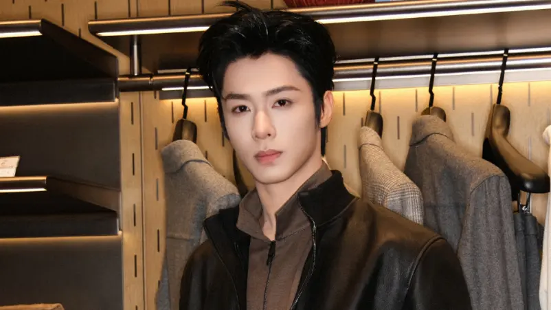 Aktor Cheng Xiang Minta Maaf Usai Tertangkap Buang Puntung Rokok Sembarangan