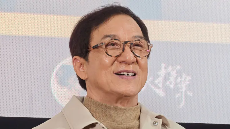 Jackie Chan Siapkan Lagu Perpisahan, Akan Dirilis saat Tutup Usia