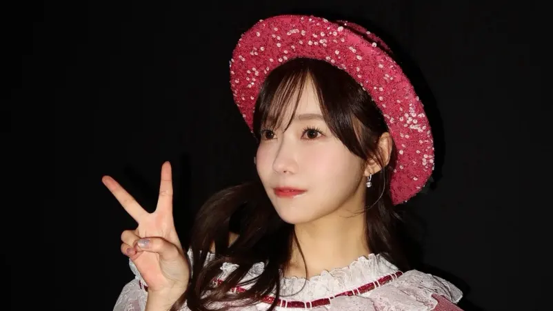 Sashihara Rino Eks AKB48 Jepang Akui Ketagihan Snack asal Indonesia - Former AKB48 Sashihara Rino Falls in Love with Indonesian Snack Sashihara Rino Eks AKB48 Jepang Akui Ketagihan Snack asal Indonesia