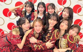 AKB48 at Kouhaku Uta Gassen 2025 - AKB48 Jadi Sorotan Utama! Penampilan Paling Menyita Perhatian di NHK Kouhaku Uta Gassen 2025 AKB48 at Kouhaku Uta Gassen 2025