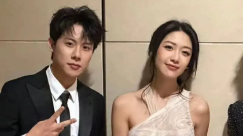 Agensi Tegaskan Xiang Hanzhi Masih Single Bantah Isu Pacaran dengan Zhou Qi - Agensi Tegaskan Xiang Hanzhi Masih Single, Bantah Isu Pacaran dengan Zhou Qi Agensi Tegaskan Xiang Hanzhi Masih Single, Bantah Isu Pacaran dengan Zhou Qi