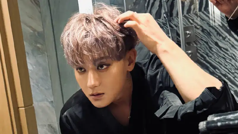 Huang Zitao Ungkap Pernah Alami Kebotakan Akibat Diet Ekstrem