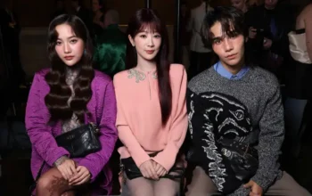 Interaksi Yang Zi dengan Freen Sarocha dan Jeff Satur di Valentino Show Bikin Fans Heboh - Interaksi Yang Zi dengan Freen Sarocha dan Jeff Satur di Valentino Show Bikin Fans Heboh Interaksi Yang Zi dengan Freen Sarocha dan Jeff Satur di Valentino Show Bikin Fans Heboh