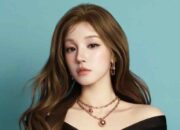 Song Yuqi Shares Health Update After Head Injury