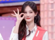 Li Yitong Rushed to ER After Sudden Illness, Filming Schedule Suspended