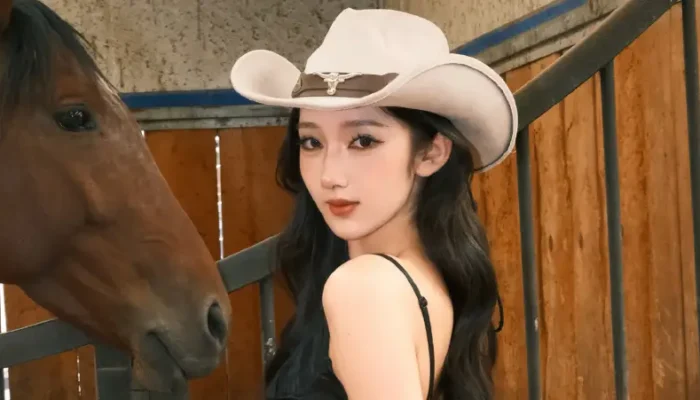 Du Meizhu Faces Lawsuit After Financial Dispute with Fan Escalates