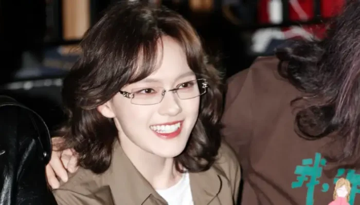 Vicky Chen Shares Uncomfortable First Gynecological Exam Experience