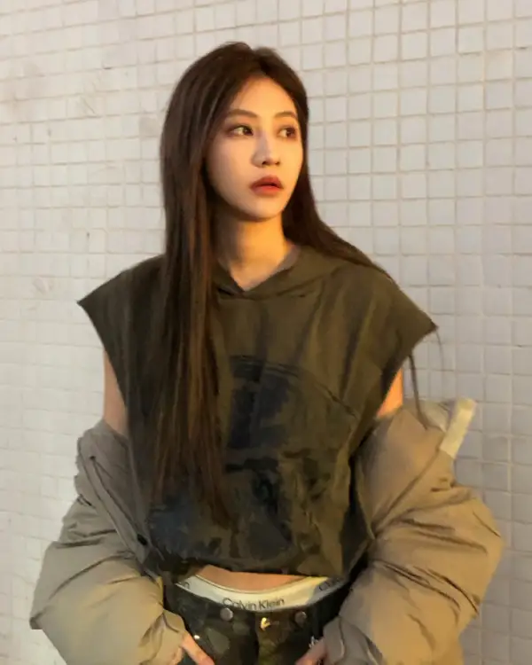 Yuan Yiqi - 8 Mantan Anggota SNH48 yang Sukses Berkarier di Dunia Hiburan Tiongkok Yuan Yiqi