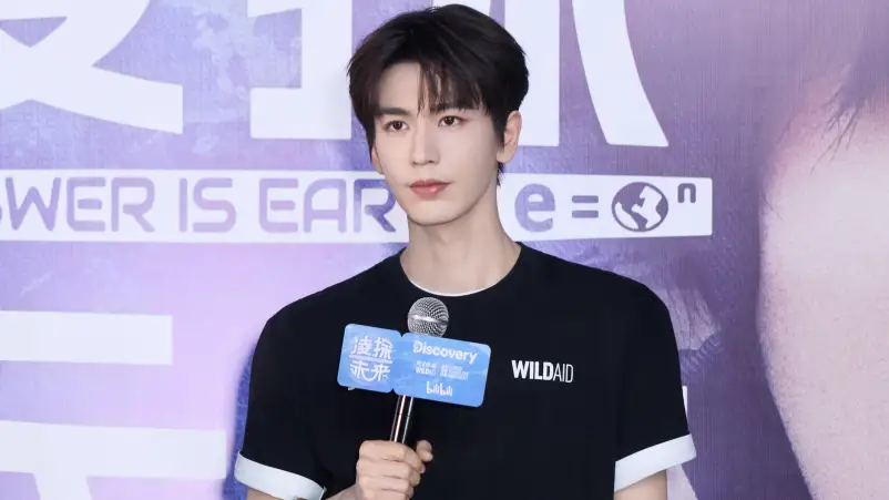 Zhang Linghe Bintangi Dokumenter Soal Kepedulian Liangkungan 'The Answer is Earth'