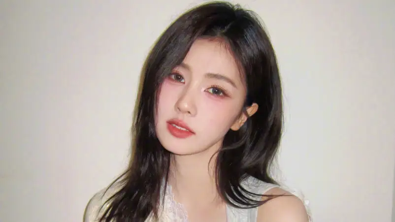 Bai Lu akan Gelar Konser Peringatan 10 Tahun Debut
