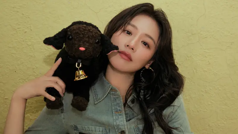 Ma Sichun Bagikan Pengalaman Pertama Jadi Pengisi Suara untuk Film The Sheep Detectives