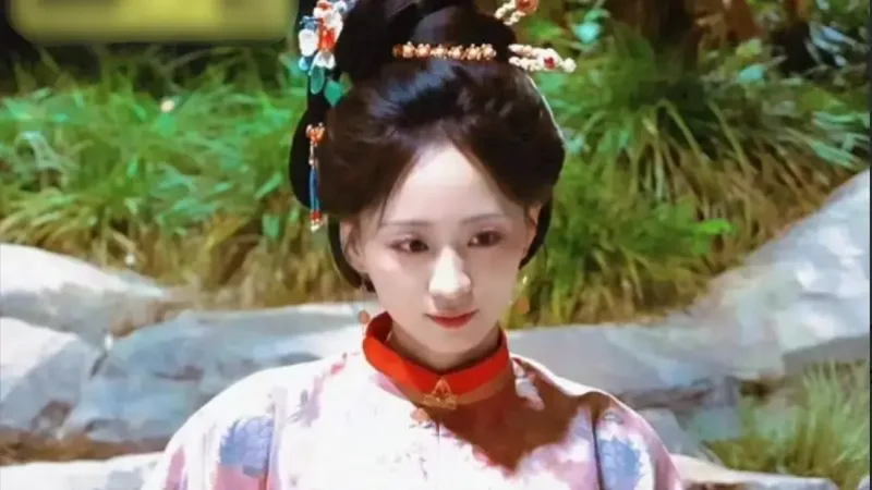 Huang Tingting Reportedly Replaced After Filming Wan Hua Sin