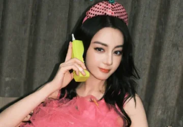 Jiaxing Media Denies Rumors of Dilraba Dilmurat Leaving the Agency