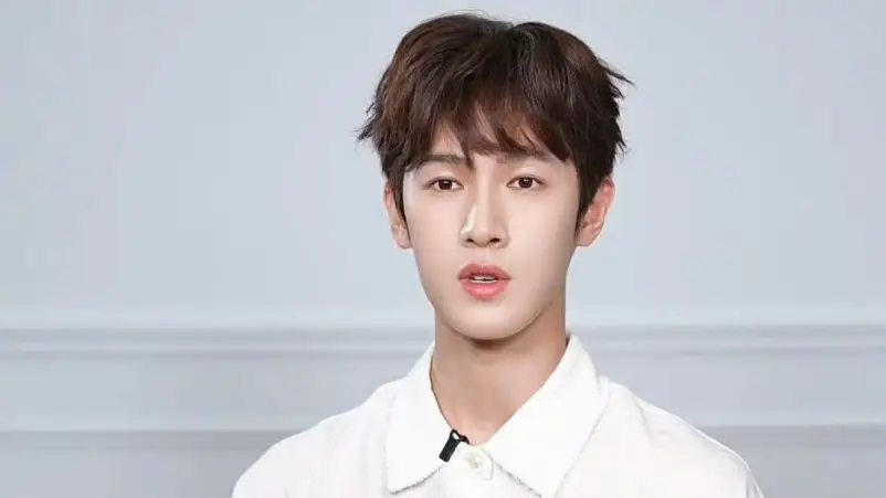 Li Yunrui Ungkap Standar yang Digunakan untuk Terima Tawaran Peran Drama - Chinese Actor Li Yunrui Reveals His Script Selection Criteria Li Yunrui Ungkap Standar yang Digunakan untuk Terima Tawaran Peran Drama