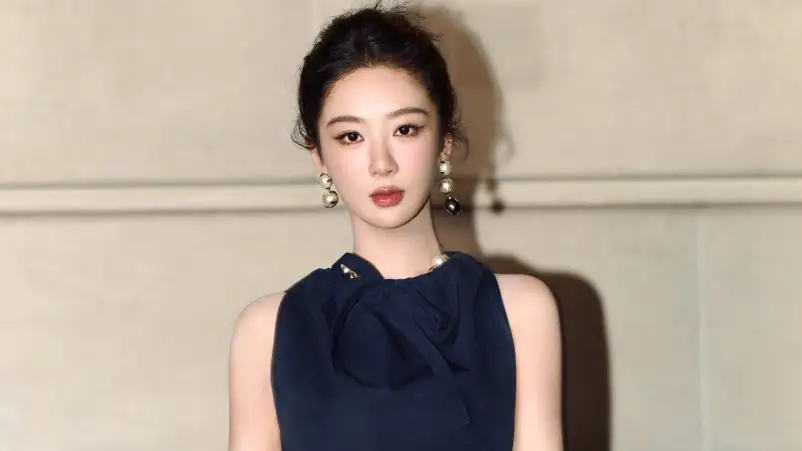 Nama Asli Yang Zi Jadi Sorotan Usai Raih Aktris Terbaik di Magnolia Awards