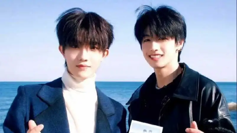 TF Entertainment Bantah Rumor Kencan Member TOP Zhu Zhixin dan Su Xinhao - Zhu Zhixin dan Su Xinhao T.O.P Dirumorkan Pacaran, Agensi Beri Bantahan! TF Entertainment Bantah Rumor Kencan Member TOP Zhu Zhixin dan Su Xinhao