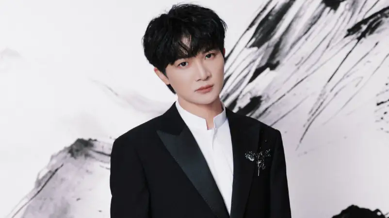 Zhou Shen Ungkap Pernah Rekaman Lagu dari Dalam Selimut - Zhou Shen Ungkap Pernah Rekaman Lagu dari Dalam Selimut Zhou Shen Ungkap Pernah Rekaman Lagu dari Dalam Selimut
