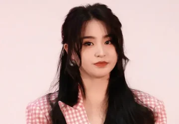 Mantan Idol Aria Jin Unggah Daftar Panjang Nama Artis Tanpa Penjelasan Picu Kontroversi