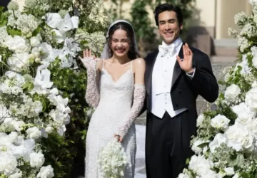 Undangan Pernikahan Nadech Kugimiya dan Yaya Urassaya Jadi Sorotan Netizen